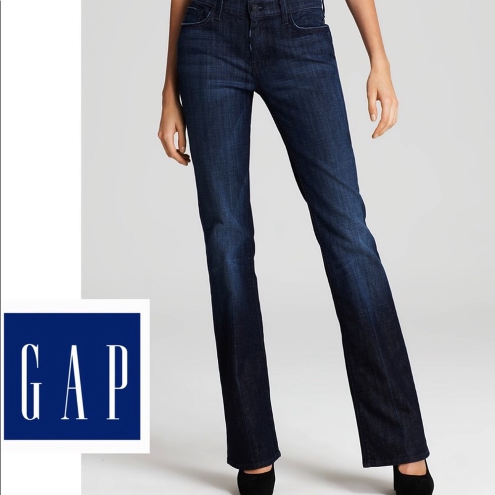 Low Rise curvy Gap Jeans